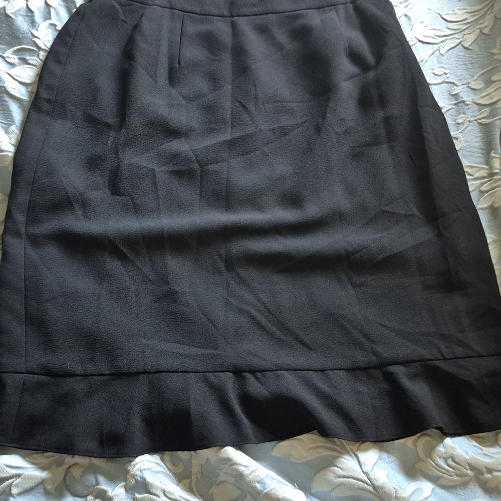 Women's Green Blazer & Black Skirt - Picture 8 of 9